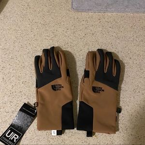 North Face gloves, brand new with tags!